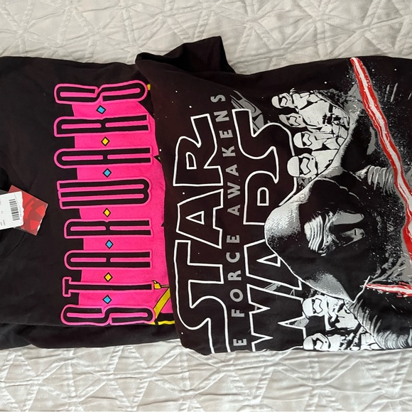 NWT 2 Star Wars graphic Tees Size L - Picture 2 of 6